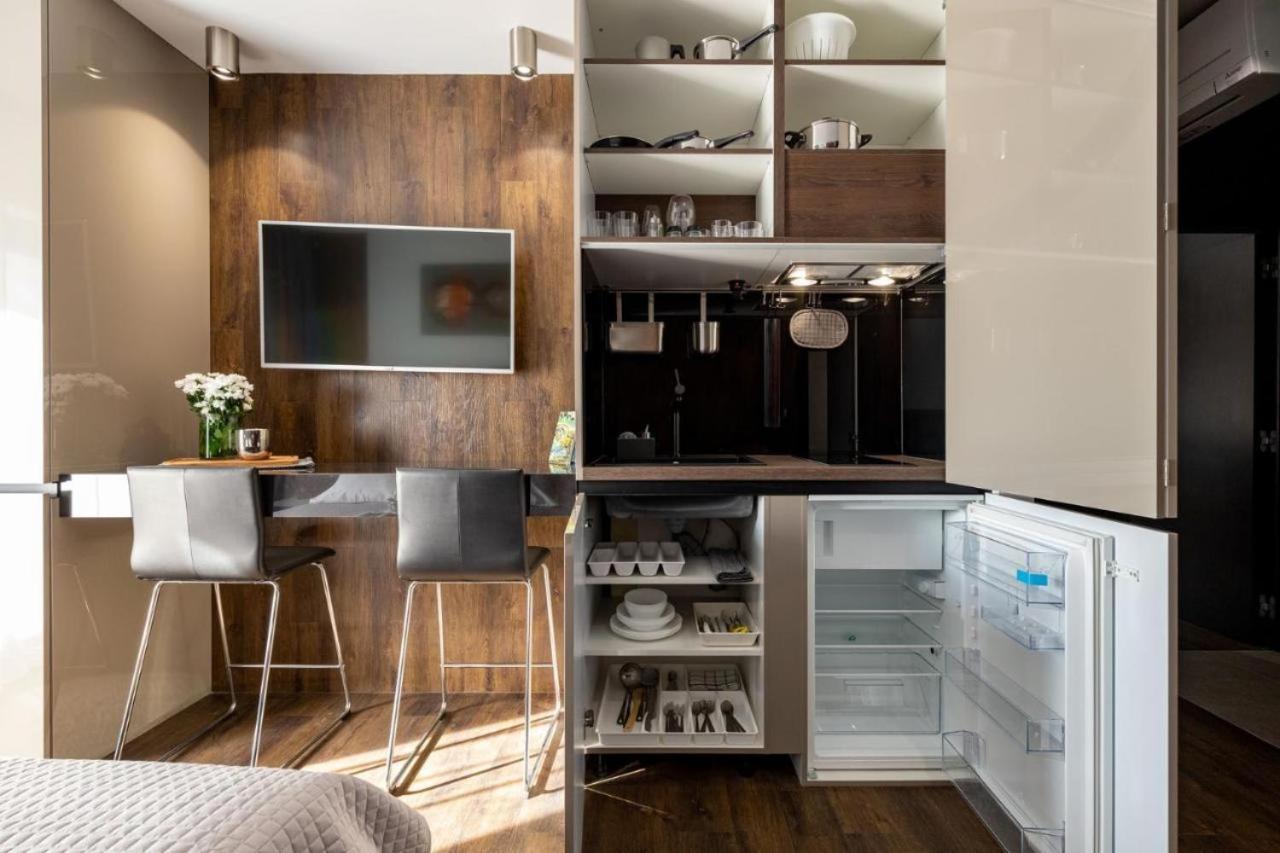 Roof 69 Rooms Split Bagian luar foto